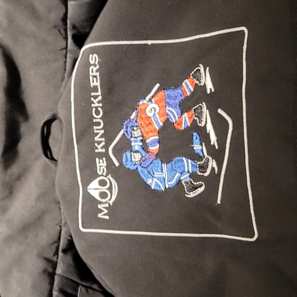 Moose Knuckles bomber jacket, size youth L or women's XS/S, black - Picture 4 of 11